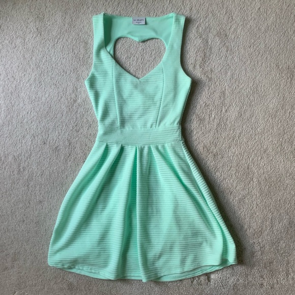 La Hearts Dresses & Skirts - Bright aqua sun dress ☀️
